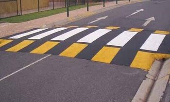 Cagliari, obiettivo sicurezza per automobilisti e pedoni: arrivano sette nuovi attraversamenti pedonali rialzati