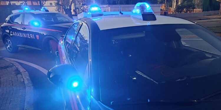 Cagliari, usa la carta di credito appena rubata e aggredisce i carabinieri: 31enne marocchino in arresto