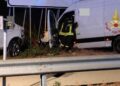 Scontro sulla Ss 554 a Quartucciu: un ferito in ospedale, danneggiate anche auto parcheggiate
