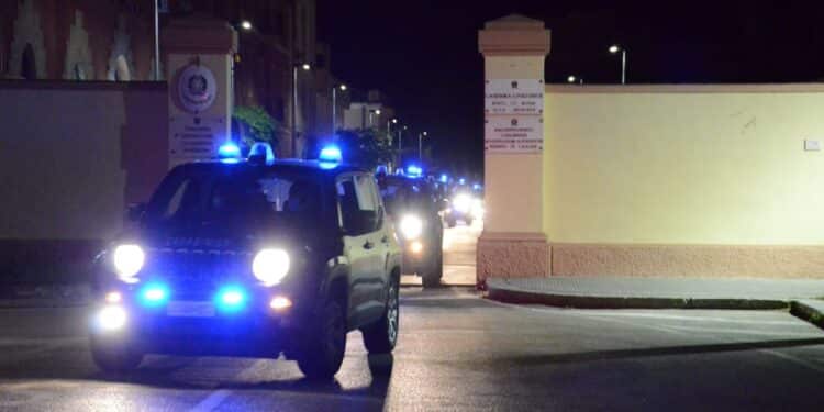 Cagliari, 4 persone allontanate dalla zona rossa. Controlli anche alla guida: ubriaco aggredisce i carabinieri