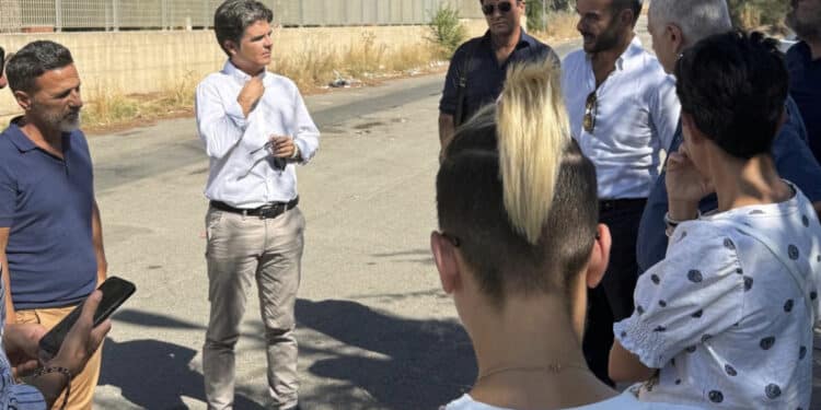 Monastir, sopralluogo del M5S al Cas e all’Hotspot: “Sulla Sardegna le conseguenze delle scelte del Governo”