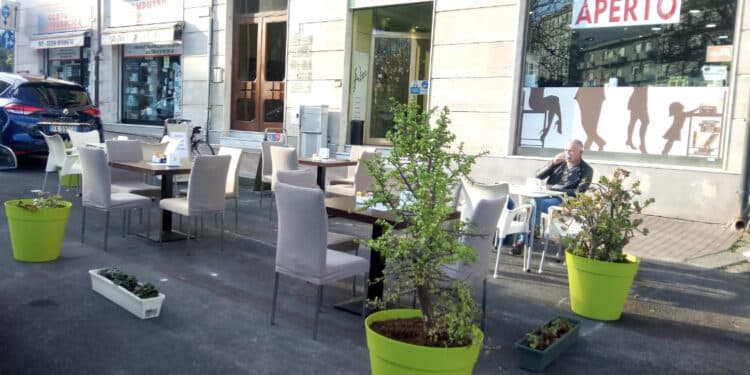 Cagliari, chiude “Alice Pasticceria”: “Volevo solo fare dolci, non l’imprenditrice”