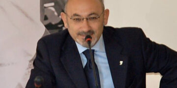 Cagliari, il gran ballo di Nando Secchi in Consiglio: ennesimo cambio di casacca politica