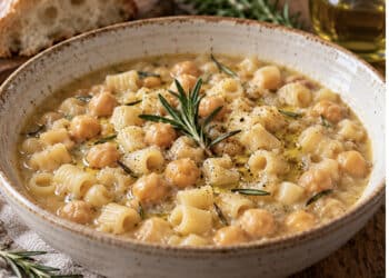 La cultura nel piatto, pasta e ceci in bianco al rosmarino