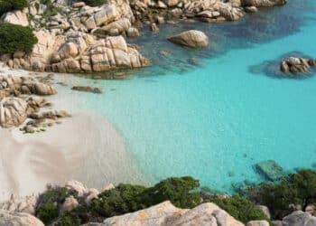 Turismo, la Sardegna per la prima volta entra nella prestigiosa lista “Where to Go” delle destinazioni consigliate per il 2027