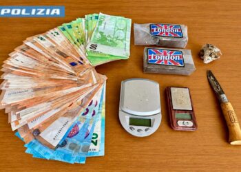 Sestu, arrestato un 25enne per spaccio: sequestrati hashish e oltre 8 mila euro in contanti
