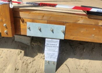 Castiadas, occupazione abusiva sulla spiaggia delle dune: sequestrati 127 metri quadrati sul litorale