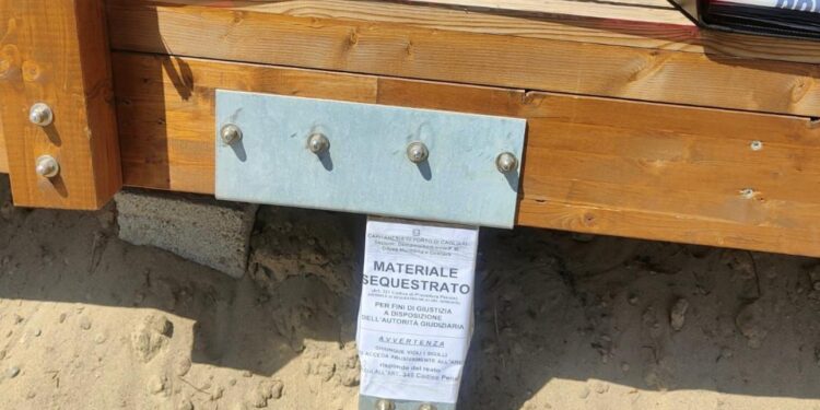 Castiadas, occupazione abusiva sulla spiaggia delle dune: sequestrati 127 metri quadrati sul litorale