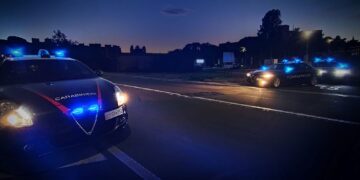 Cagliari: calci, pugni e violenze continue sulla moglie, arrestato operaio 40enne