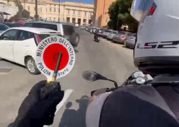 Cagliari, droga di ogni tipo spacciata nel centro storico: due algerini nei guai
