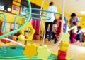 Sestu, manca il personale e chiude la scuola: bimbi trasferiti in un altro plesso, insorgono i genitori