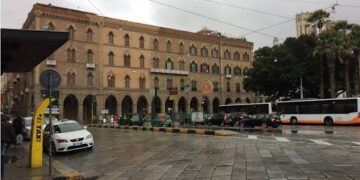 Cagliari: risse, coltelli e minacce di morte: “In piazza Matteotti situazione fuori controllo”