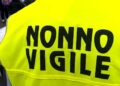 Cagliari, tornano nonno e nonna vigile davanti alle scuole: il servizio sarà gestito dal Comune, ecco le novità