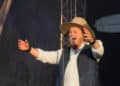 Capodanno, Cagliari aspetta l’artista low cost e Sassari ha già scelto: Zucchero trascinerà piazza e turismo