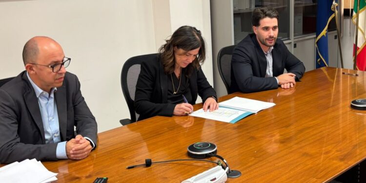 Sanità, firmato il nuovo accordo con i medici di medicina generale. Todde: “Valorizziamo il ruolo dei medici di famiglia”