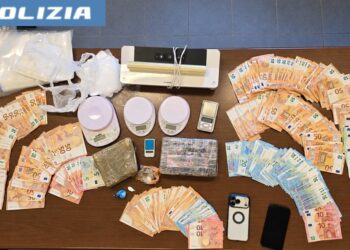 Operazione antidroga nel Sulcis, arrestato un 39enne: sequestrati 2 kg di cocaina