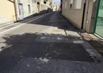 Pirri, rifanno la segnaletica e spariscono i parcheggi: cancellato anche lo stallo per disabili
