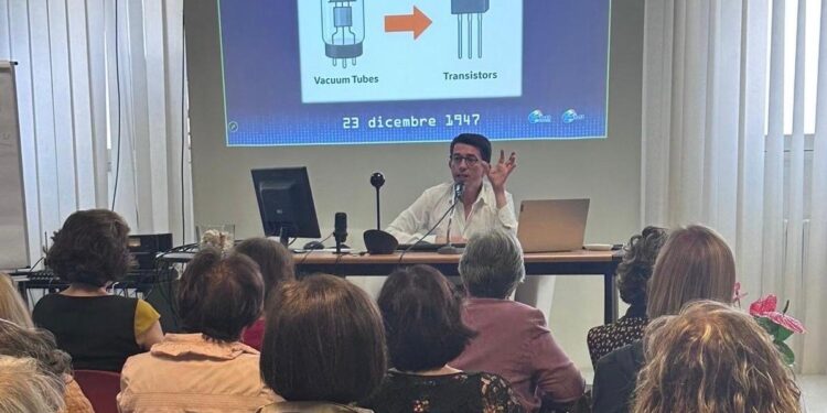 Dai 45 agli 88 anni, a Cagliari cresce la voglia di imparare: +30% di iscritti alla Nuova Università Libera