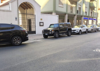 Cagliari, Viale Sant’Avendrace, l’opposizione chiede un attraversamento pedonale rialzato davanti alla chiesa