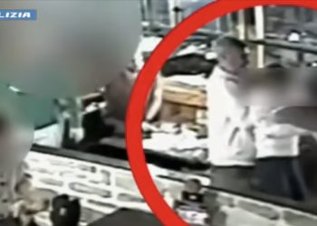Rischia di morire soffocata in un pub, bambina salvata da un poliziotto fuori servizio
