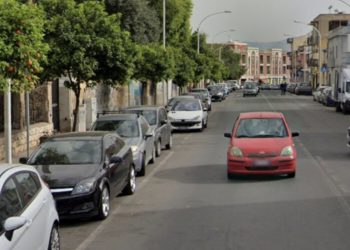 Pirri, rissa con pestaggio davanti alla scuola elementare: intervento delle forze dell’ordine e dei mezzi di soccorso
