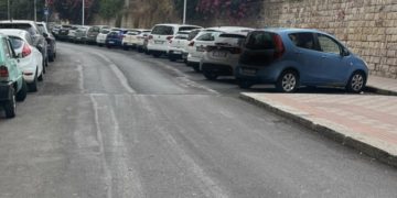 Cagliari, in via Basilicata strisce stradali ancora assenti dopo tre mesi: “Confusione e rischi per gli automobilisti”