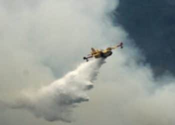 Fonni, grave incendio sul Monte Spada: canadair in azione