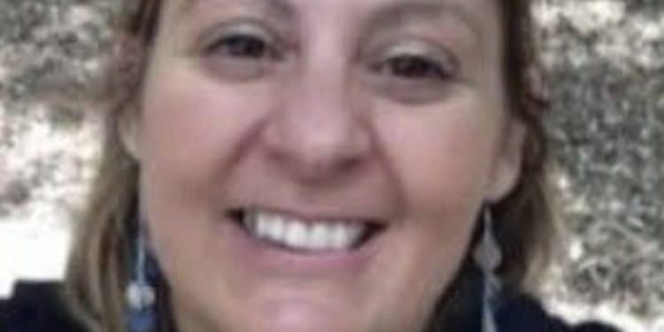 Assemini in lutto, addio alla professoressa Luisa Cadoni: aveva 60 anni