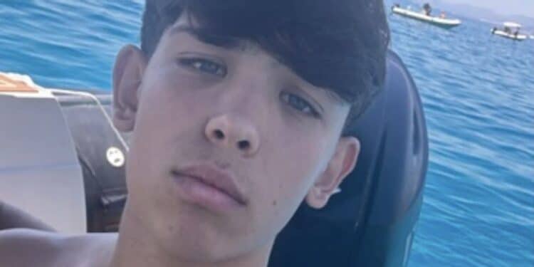 Tutto il dolore del papà di Filippo: “Facci sentire che sei ancora vicino a noi, e stai accanto a Gabriele”