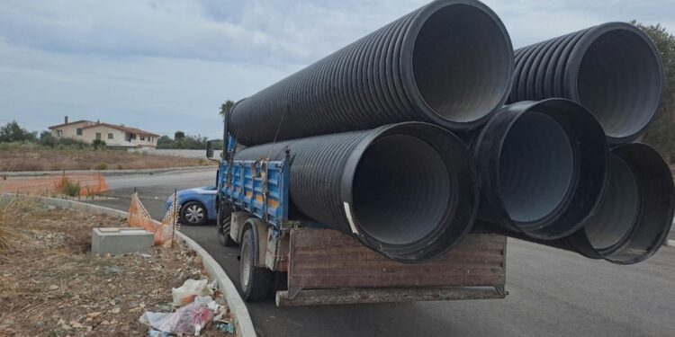 Alghero, sorpreso a rubare da un cantiere sulla circonvallazione e arrestato: è caccia ai due complici