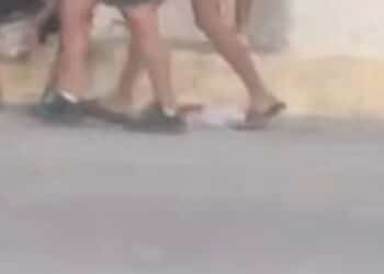 Alta tensione a Monastir, donna molestata in macchina: “Accerchiata da 4 stranieri, viviamo nel terrore”