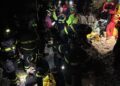 Corsa disperata contro il tempo per salvare lo speleologo intrappolato in grotta in Ogliastra: è ancora vivo
