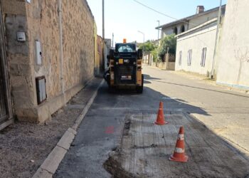 Fibra ottica, ripartiti i lavori a Sanluri: 130 strade interessate dall’ampliamento della rete