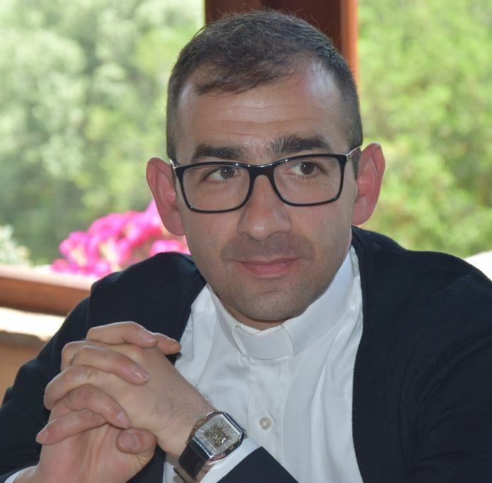 Ozieri Lo Sfogo Del Prete Sono In Isolamento Tampone Negativo 